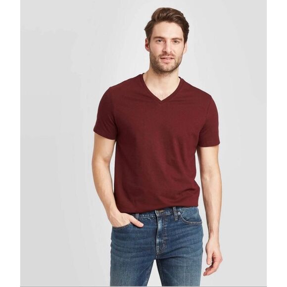 Mens Goodfellow Maroon V-Neck Classic T-shirt Size Small New - Picture 1 of 5